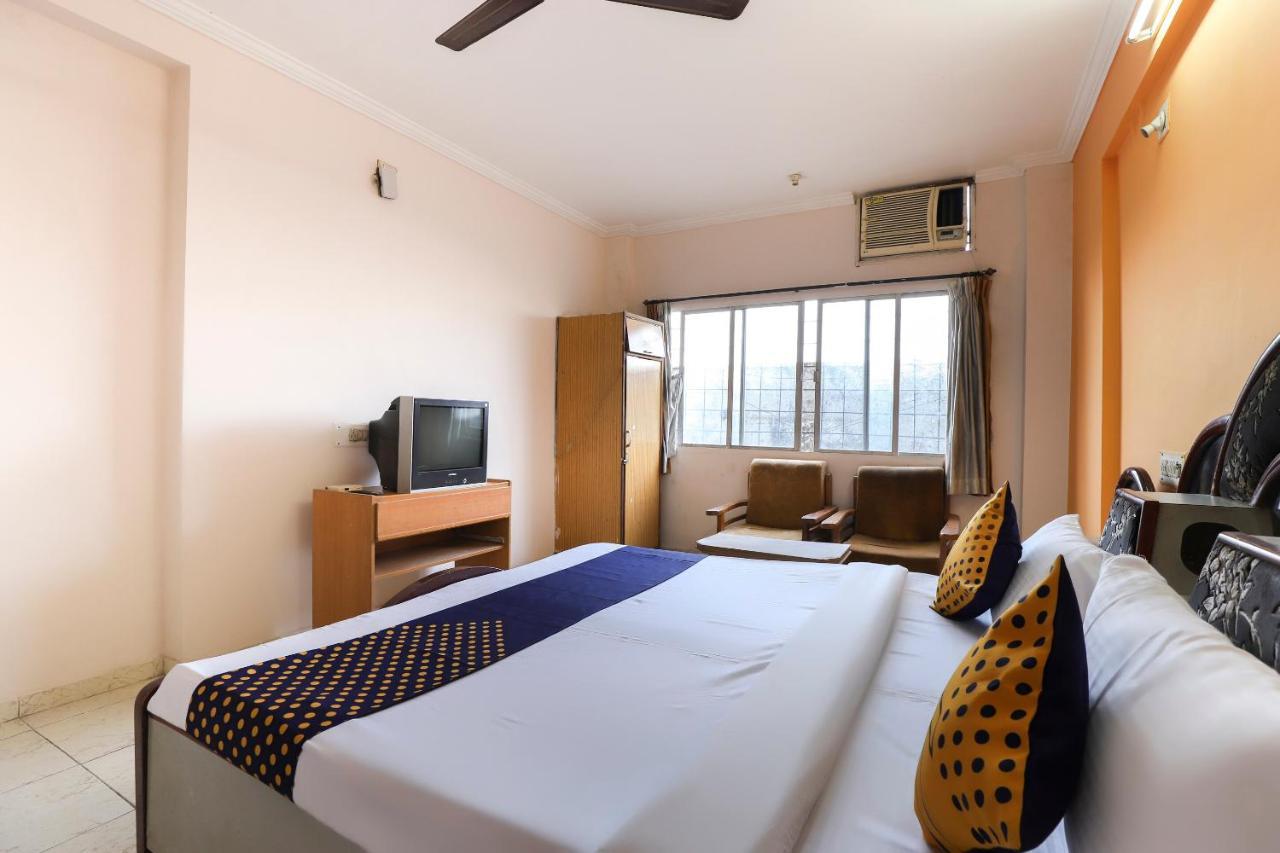 Spot On Hotel Shyam Inn Hālol Buitenkant foto